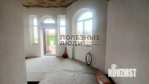 Дом 300м², 3-этажный, участок 8 сот.  