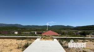 Дом 560м&sup2;, 3-этажный, участок 15 сот.  