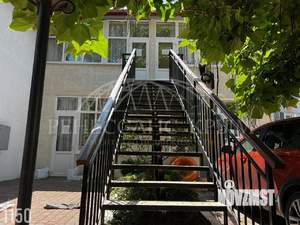 Коттедж 180м&sup2;, 2-этажный, участок 3 сот.  