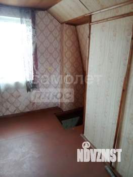 Дом 42м&sup2;, 3-этажный, участок 4 сот.  