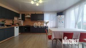 Дом 210м², 2-этажный, участок 8 сот.  