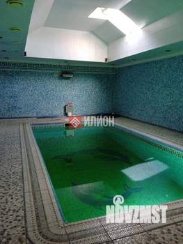 Дом 245м&sup2;, 3-этажный, участок 3 сот.  