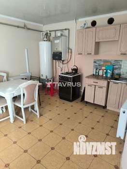 Дом 1200м², 2-этажный, участок 10 сот.  