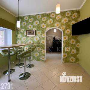 Дом 295м², 3-этажный, участок 7 сот.  