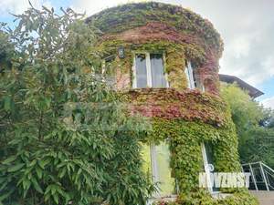 Дом 185м², 3-этажный, участок 12 сот.  