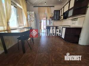 Дом 200м², 2-этажный, участок 8 сот.  