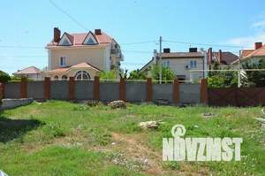 Дом 328м², 3-этажный, участок 10 сот.  