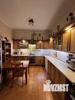 Дом 470м², 4-этажный, участок 7 сот.  