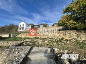 Дом 42м², 2-этажный, участок 10 сот.  