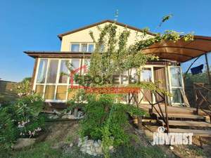 Дом 145м², 2-этажный, участок 8 сот.  