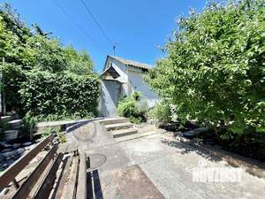 Дом 73м&sup2;, 1-этажный, участок 9 сот.  