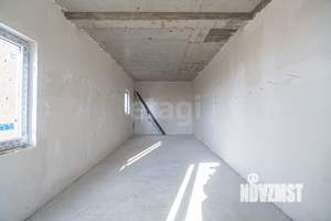 Дом 153м&sup2;, 2-этажный, участок 4 сот.  