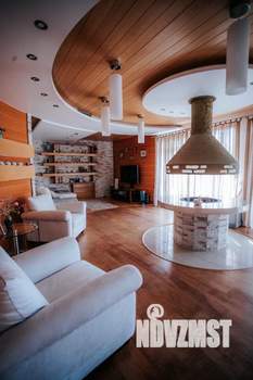 Коттедж 400м², 3-этажный, участок 692 сот.  