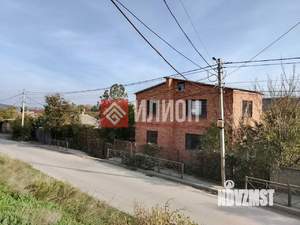 Дом 214м², 2-этажный, участок 10 сот.  