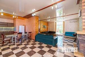 Дом 190м&sup2;, 2-этажный, участок 8 сот.  