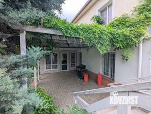 Дом 147м&sup2;, 2-этажный, участок 6 сот.  