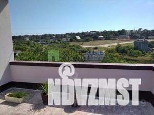 Дом 255м&sup2;, 2-этажный, участок 4 сот.  