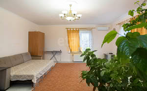 Дом 263м², 3-этажный, участок 6 сот.  