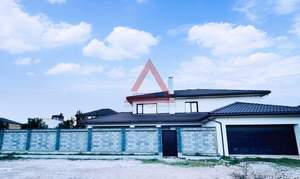 Дом 300м², 2-этажный, участок 4 сот.  