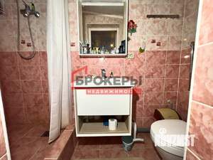 Дом 350м&sup2;, 2-этажный, участок 4 сот.  