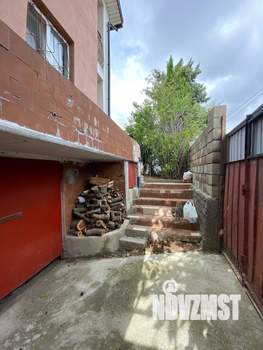 Дом 96м&sup2;, 3-этажный, участок 8 сот.  