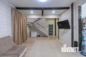 Дом 214м², 2-этажный, участок 9 сот.  