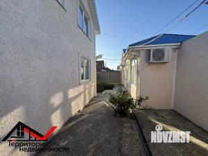 Дом 200м&sup2;, 2-этажный, участок 6 сот.  