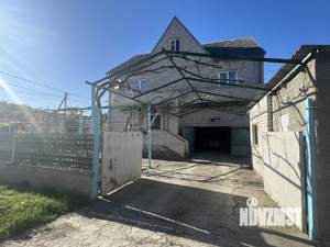 Дом 203м&sup2;, 2-этажный, участок 10 сот.  