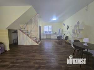 Дом 200м², 2-этажный, участок 7 сот.  