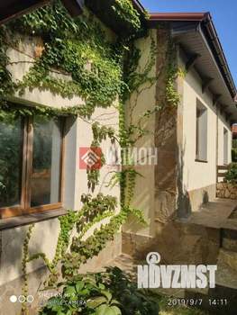 Дом 196м&sup2;, 2-этажный, участок 4 сот.  