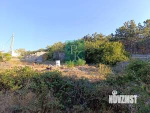 Дом 244м&sup2;, 3-этажный, участок 6 сот.  