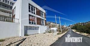 Дом 170м&sup2;, 2-этажный, участок 3 сот.  