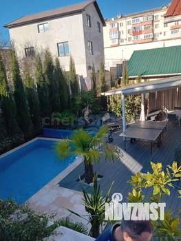 Дом 250м², 2-этажный, участок 6 сот.  