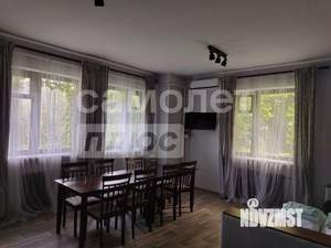Дом 185м², 3-этажный, участок 12 сот.  