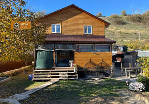 Дом 122м², 2-этажный, участок 6 сот.  