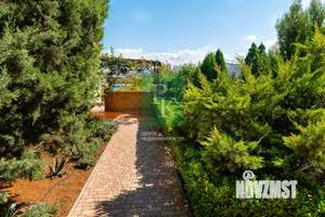 Дом 764м², 4-этажный, участок 9 сот.  