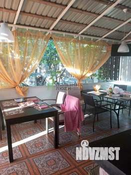 Дом 447м&sup2;, 2-этажный, участок 6 сот.  