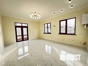 Дом 101м&sup2;, 2-этажный, участок 4 сот.  