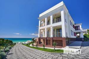 Дом 3200м², 3-этажный, участок 158 сот.  