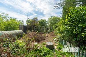 Дом 200м&sup2;, 3-этажный, участок 7 сот.  