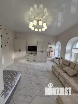 Дом 200м², 2-этажный, участок 26 сот.  