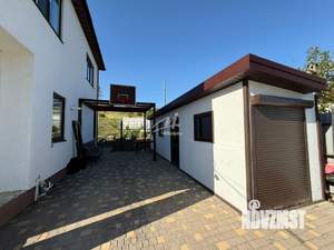 Дом 124м², 2-этажный, участок 10 сот.  