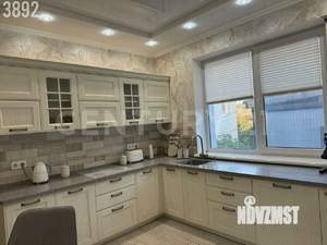 Дом 200м², 2-этажный, участок 6 сот.  