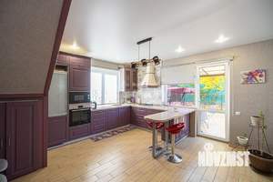 Дом 203м², 2-этажный, участок 5 сот.  