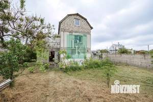 Дом 100м&sup2;, 3-этажный, участок 5 сот.  