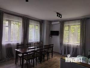 Коттедж 185м&sup2;, 2-этажный, участок 12 сот.  