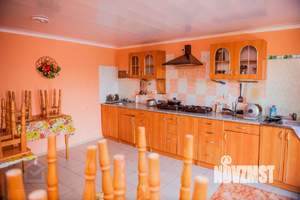 Дом 300м², 2-этажный, участок 9 сот.  