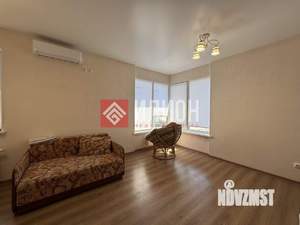 Дом 100м², 2-этажный, участок 3 сот.  