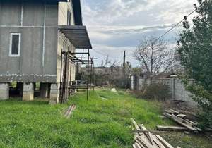 Дом 100м², 2-этажный, участок 7 сот.  