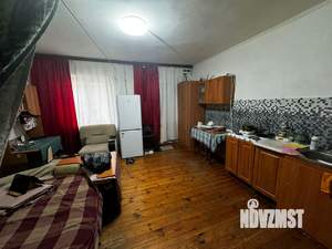 Дом 180м&sup2;, 2-этажный, участок 2 сот.  